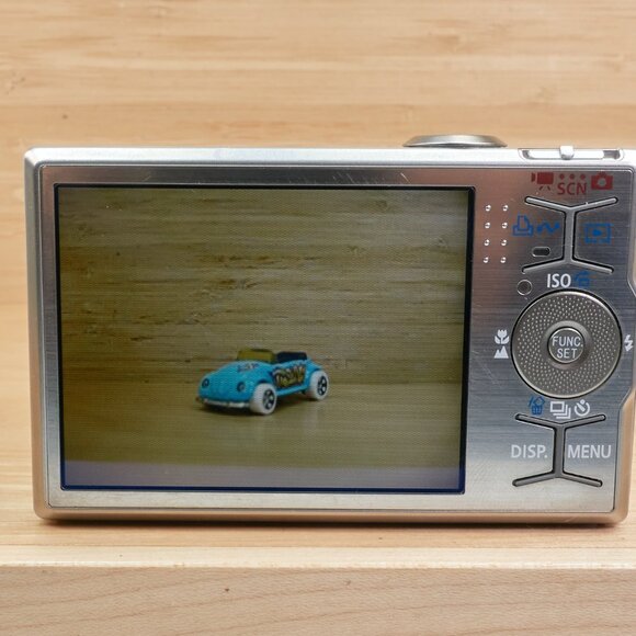 Canon PowerShot SD790 IS 10MP Digital ELPH / Silver - Picture 8 of 12